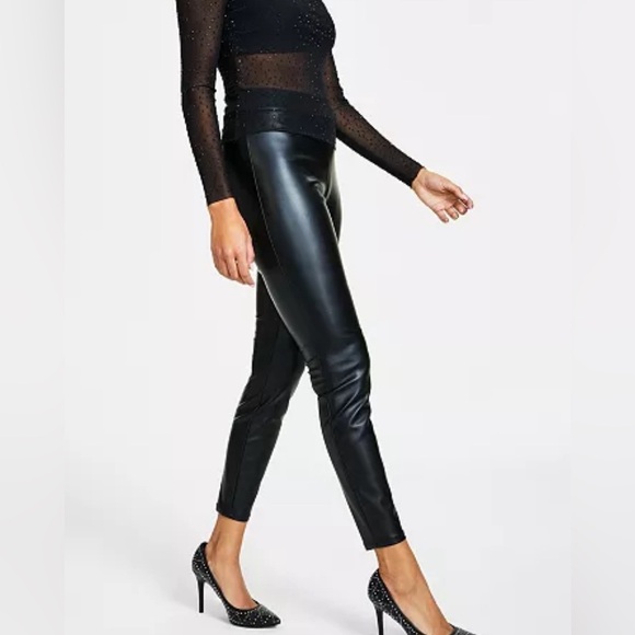 NWT Women's Soft Faux-Leather Leggings Large - Picture 2 of 4